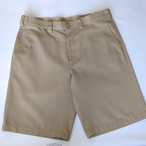 Ashworth Golf  EZ Tech Performance Chino  Flat Front Cotton Shorts Sz 34 Khaki